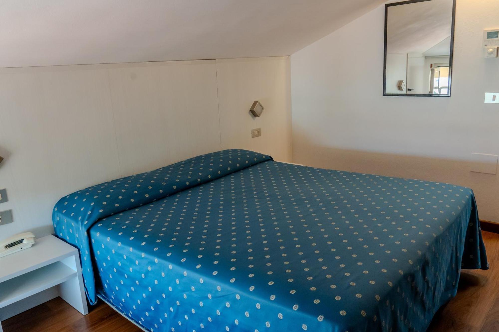 Ca' Serena 3* Sirmione