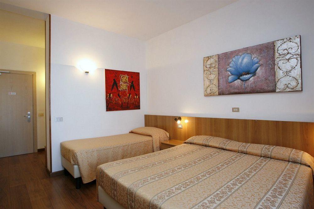 Ca' Serena 3* Sirmione
